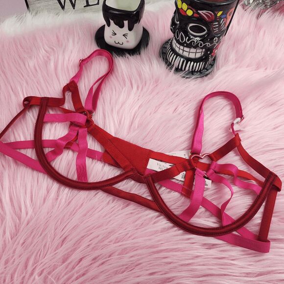 💖 NWT Victoria’s Secret Very Sexy Low Cut Demi Bra Red Pink Large #7279 💖 - Picture 1 of 8